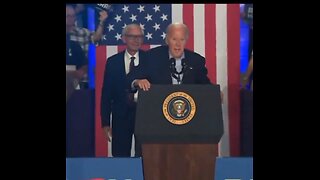 Joe Biden randomly screams “I’m gonna come in the overflow room.”