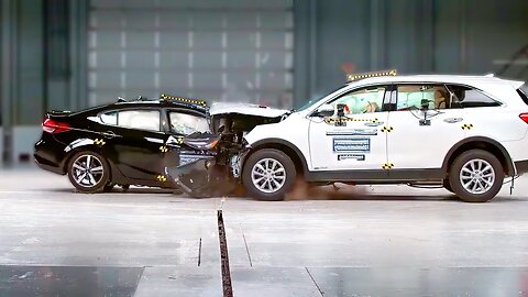 CRASH TEST Kia Sorento VS Kia Forte