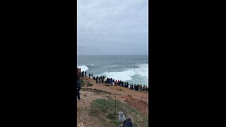 Big waves in Nazaré