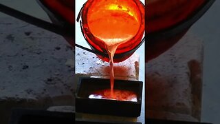 Huge aluminum ingot pour ‼️ #pouring #metalcasting #aluminum