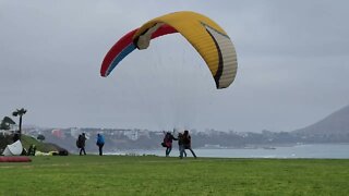 Parapente en Miraflores - Lima - 20220911