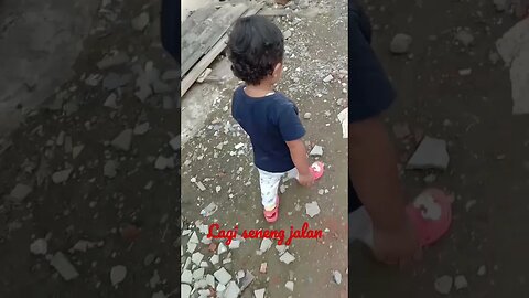 kelakuan bocil lagi seneng jalan jalan.. #vlog #vlogbocil #jalanjalan #shorts