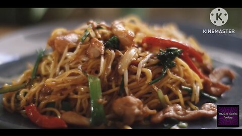 Chicken Chowmein with Fried Noodles | Recipe