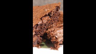 HOW TO MAKE BROWNIE EASY AND FAST #shorts #VilmaKitchen