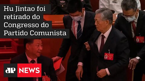 O que explica a retirada do ex-presidente chinês de Congresso do Partido Comunista?
