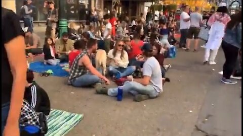 Calgary Picnic Protest Against Vaccine Mandate/ Health Pass/ Covid19 Restrictions in Canada