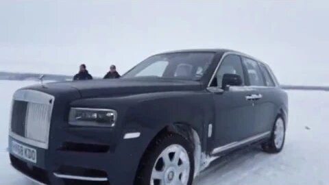 Rolls Royce Cullinan WORLD'S BEST WINTERCAR! V12, Champagne fridge, heated armrests + MORE[60 fps]