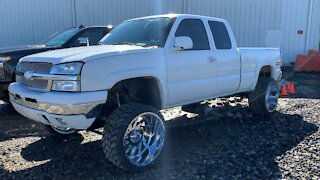 THIS LIFTED CHEVROLET SILVERADO AT THE AUCTION IS CRAZY NICE!