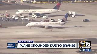 Concerns over plane’s brakes delays takeoff