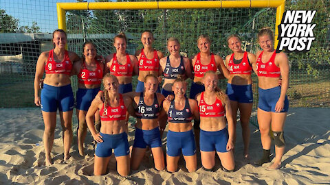 Pink offers to pay Norwegian handball players' fines for ditching bikini bottoms