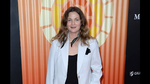Drew Barrymore accidentally sent a racy clip to a teenager!