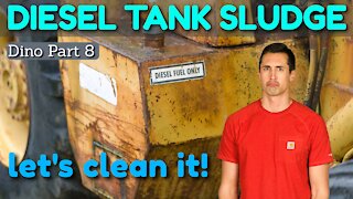 Cleaning the INSIDE of a Diesel Fuel Tank on a Backhoe [Dynahoe 160 Part 8]
