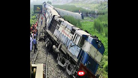 Train ka accident kyo hota hai | Reason behind train accident #shorts #fundubook