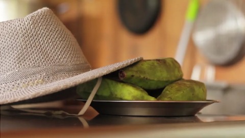 Making patacones in Kalu Yala