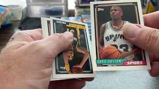 1992-93 Topps basketball SI box break