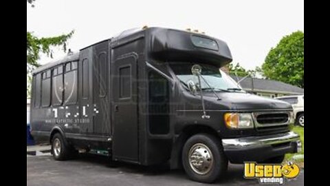 2002 Ford E-450 Mobile Esthetic | Beauty Salon Truck with Nice Interior for Sale in Massachusetts