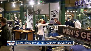Milwaukee Brewers fans buy playoff gear overnight at Miller Park