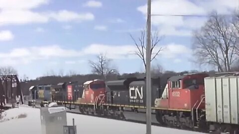 WB CN U703 Empty Ethanol with CSX 2575 "GP38-2" Leading at Cedar Falls on March 7, 2022