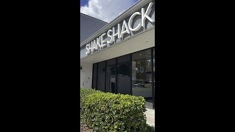 Shack Shack. #FYP #ShakeShack #Burger #MushroomBurger #FortLauderdale #StrawberryMalt #FastFood #4K