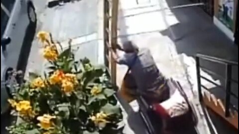 Wheelchair Bound Man Shakes Ladder Because It Blocks Sidewalk, Man Falls From Top - HaloRockNews