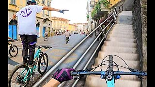 URBAN DOWNHILL NELLA MIA CITTÀ CON LA GANG