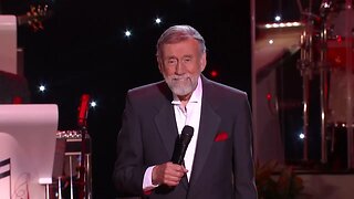 Ray Stevens - "Marie (The Dawn Is Breaking)" (Live at the CabaRay)