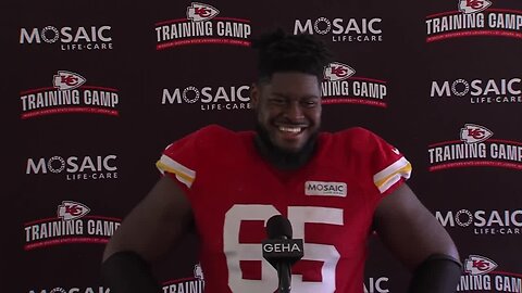 Chiefs RG Trey Smith: 'We're always hungry ... I could go for a corndog'