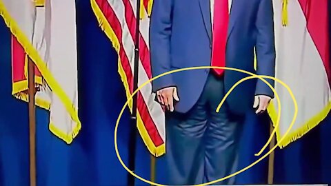 Hey , what’s up with Trumps pants? #TrumpSpeech #trump #wtf #greenville #TrumpIsNotWell