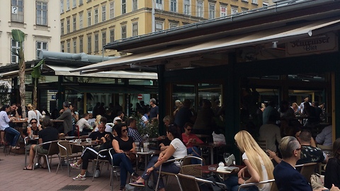 Visiting Vienna: Shopping at the Naschmarkt