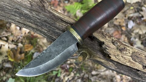 Trail Head hunting & skinning Knife. Classic stacked leather