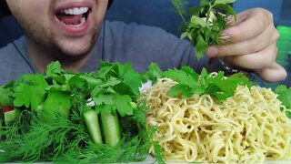 ASMR GREEN LOGS + NOODLES | NO TALKING EATING SOUNDS