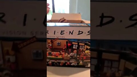 oops I did it again... Friends Central Perk Lego this time