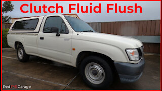How To Replace Clutch Fluid on a 2004 Toyota Hilux. Ep3
