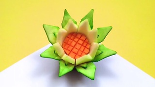 DIY: How to make a lotus flower with a zucchini