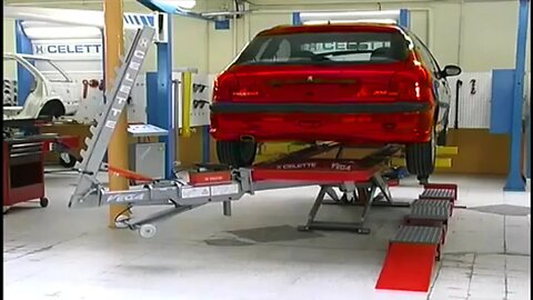 COLLISION REPAIR HISTORY : MERCEDES-BENZ CRASH TEST AND COLLISION REPAIR WITH CELETTE FRAME MACHINE