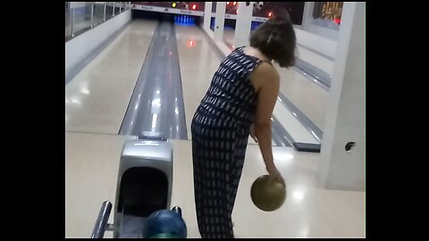She May Be The Worst Bowler Of All Time