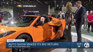 President Biden visits on the first day of the Detroit Auto Show