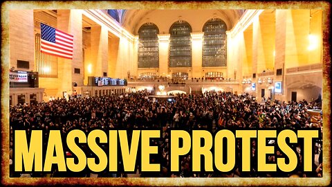 Jewish Peace Activists SHUT DOWN Grand Central Station in MASSIVE Protest