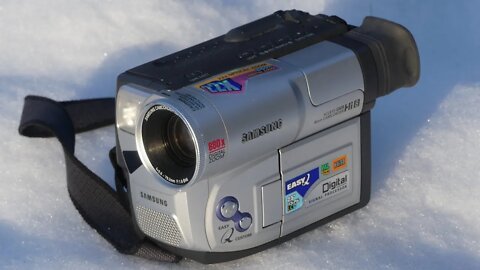 Camcorders in the Snow! Winter White Balance w. 13 Video Cameras
