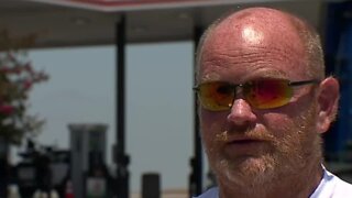 Gas station clerk recalls the moments he called 911 for kidnapping victims