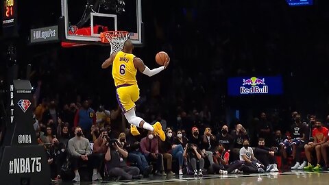 LeBron James insane dunk🔥🔥🔥🔥