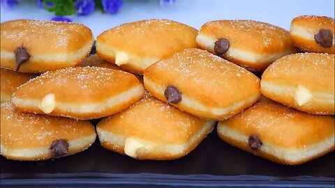 Wtihout ovens! How come I didn't know this recipe before! Donuts with Custard cream, Nutella
