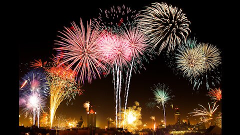 Fantastic fireworks for new year celebrations2021