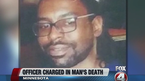 Officer charged in Philando Castileâs death