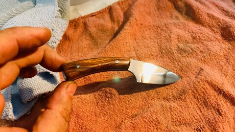 My first 3 finger neck knife