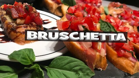 Tomato Bruschetta with Garlic and Basil | Balsamic Reduction Glaze