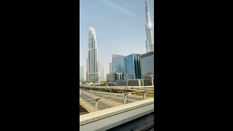 Dubai_metro burj_khalifa😍