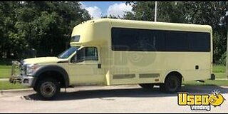 2016 Ford F-550 Shuttle Bus with wheelchair lift | Transportation Vehicle for Sale in Florida