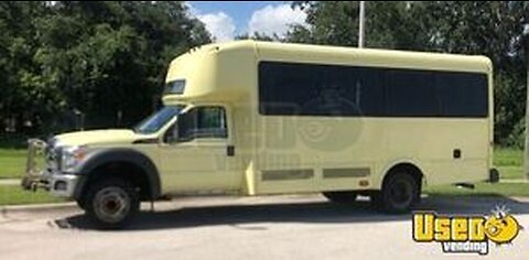 2016 Ford F-550 Shuttle Bus with wheelchair lift | Transportation Vehicle for Sale in Florida