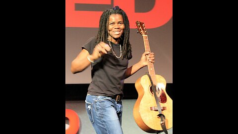 Slideshow tribute to Tracy Chapman.